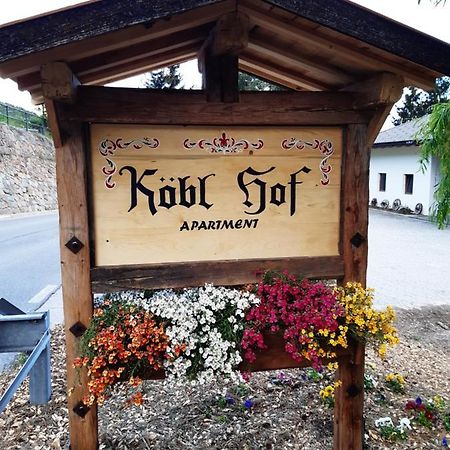 Koebl Hof Longostagno Buitenkant foto