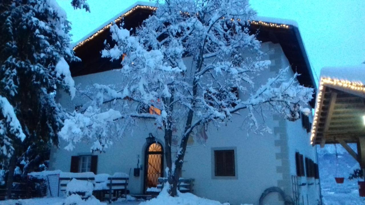 Koebl Hof Longostagno Buitenkant foto